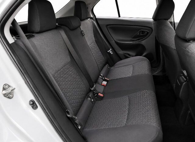 TOYOTA YARIS CROSS HYBRID 1.5 120H AÑO 2022 lleno