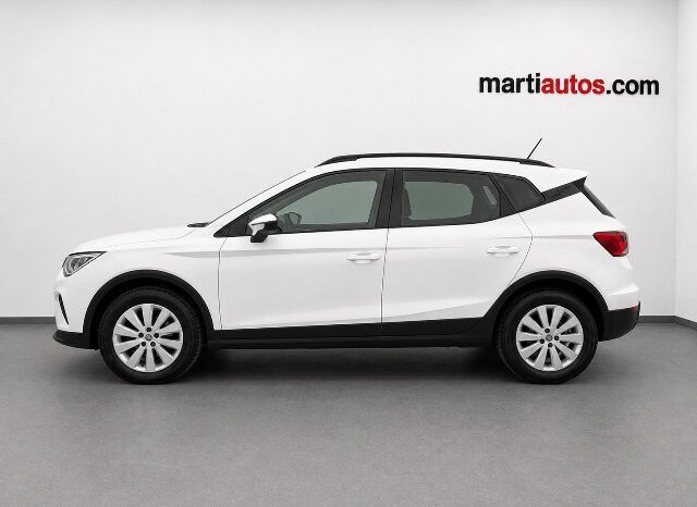 SEAT ARONA REFERENCE PLUS 1.0TSi 110CV AÑO 2022 lleno