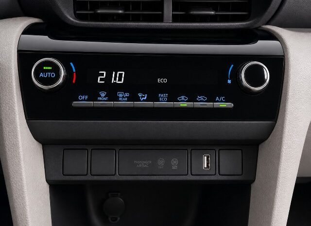 TOYOTA YARIS CROSS HYBRID 1.5 120H AÑO 2022 lleno