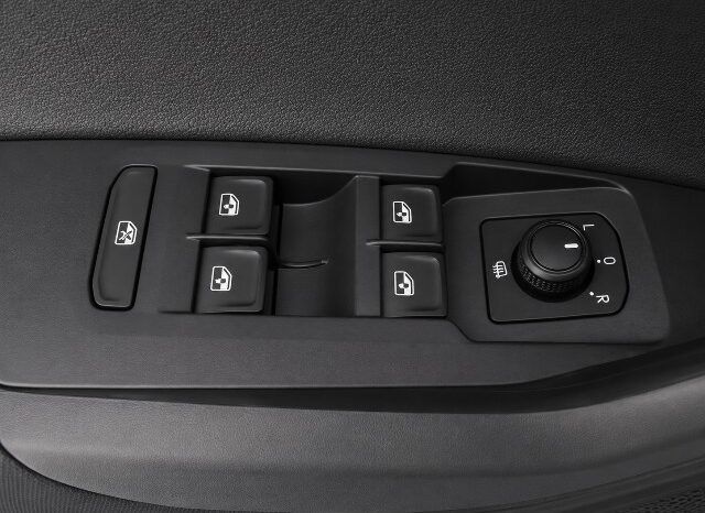 VOLKSWAGEN POLO LIFE TSi 95CV AÑO 2022 lleno