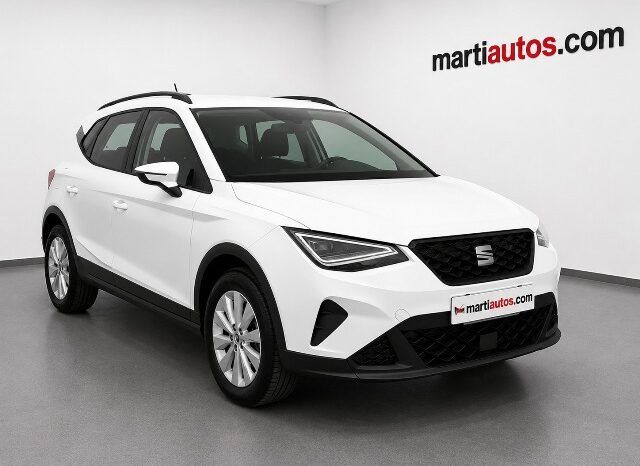 SEAT ARONA REFERENCE PLUS 1.0TSi 110CV AÑO 2022 lleno