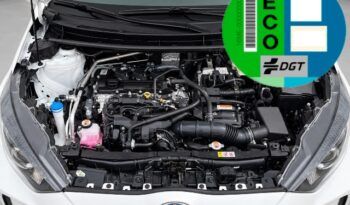 TOYOTA YARIS BUSINESS 1.5 120H HYBRID AÑO 2022 lleno