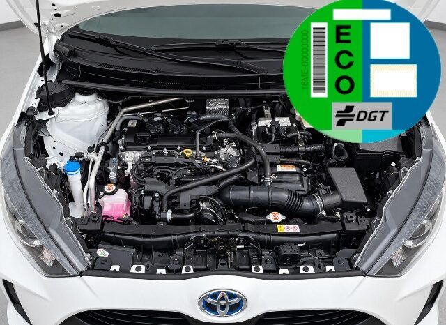 TOYOTA YARIS BUSINESS 1.5 120H HYBRID AÑO 2022 lleno