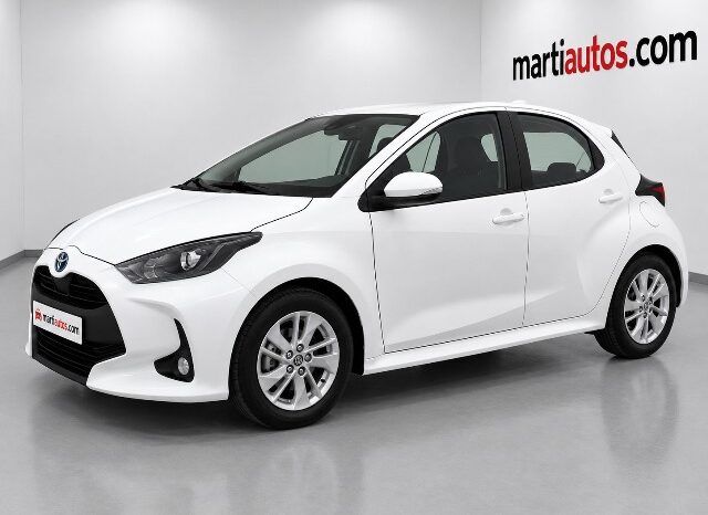 TOYOTA YARIS BUSINESS 1.5 120H HYBRID AÑO 2022 lleno