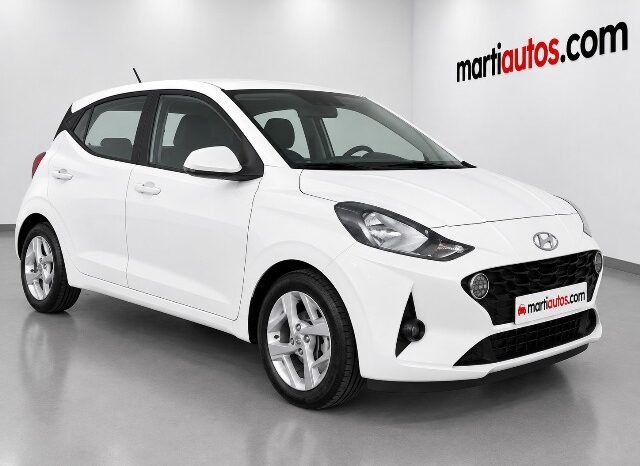 HYUNDAI i10 KLASS 1.0 AÑO 2022 lleno