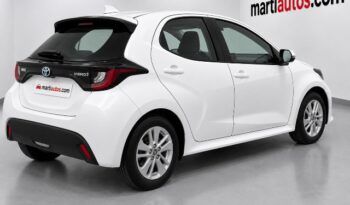 TOYOTA YARIS BUSINESS 1.5 120H HYBRID AÑO 2022 lleno