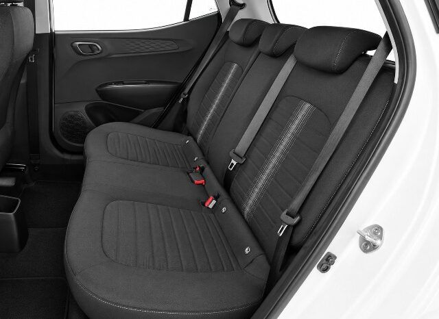 HYUNDAI i10 KLASS 1.0 AÑO 2022 lleno