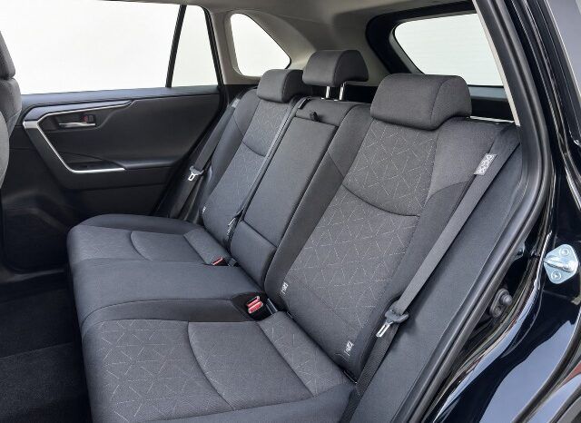 TOYOTA RAV4 ADVANCE 220H HYBRID AÑO 2021 lleno
