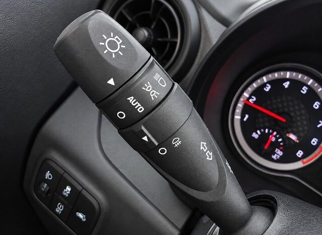 HYUNDAI i10 KLASS 1.0 AÑO 2022 lleno