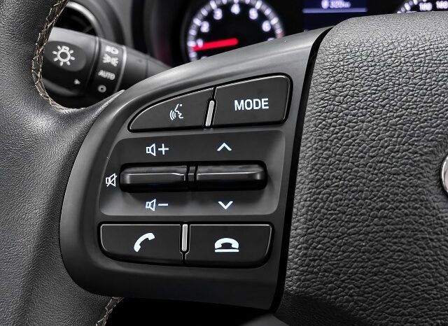 HYUNDAI i10 KLASS 1.0 AÑO 2022 lleno