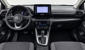 TOYOTA YARIS BUSINESS 1.5 120H HYBRID AÑO 2022 lleno
