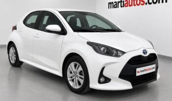 TOYOTA YARIS BUSINESS 1.5 120H HYBRID AÑO 2022 lleno