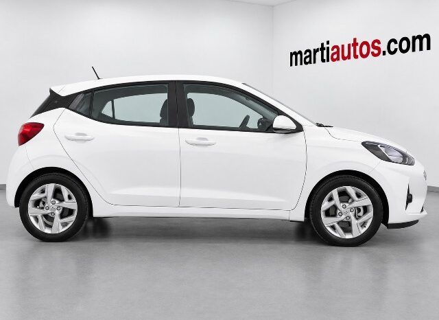 HYUNDAI i10 KLASS 1.0 AÑO 2022 lleno
