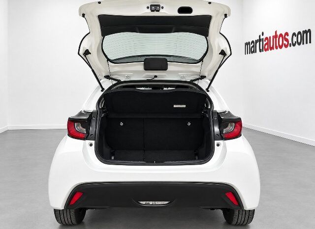 TOYOTA YARIS BUSINESS 1.5 120H HYBRID AÑO 2022 lleno