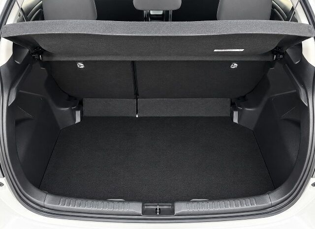 TOYOTA YARIS BUSINESS 1.5 120H HYBRID AÑO 2022 lleno