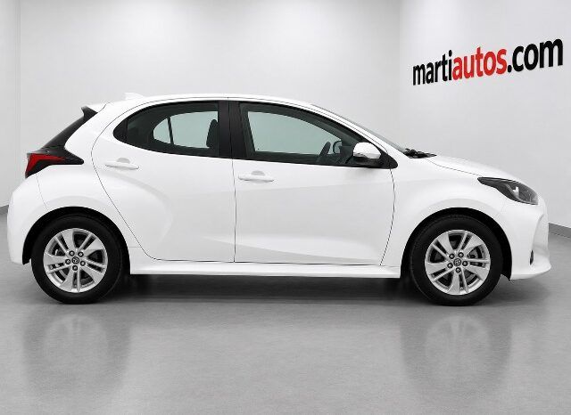 TOYOTA YARIS BUSINESS 1.5 120H HYBRID AÑO 2022 lleno