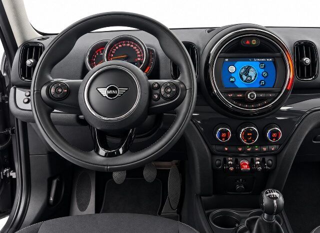 MINI COUNTRYMAN COOPER 1.5i 136CV MODELO 2020 lleno