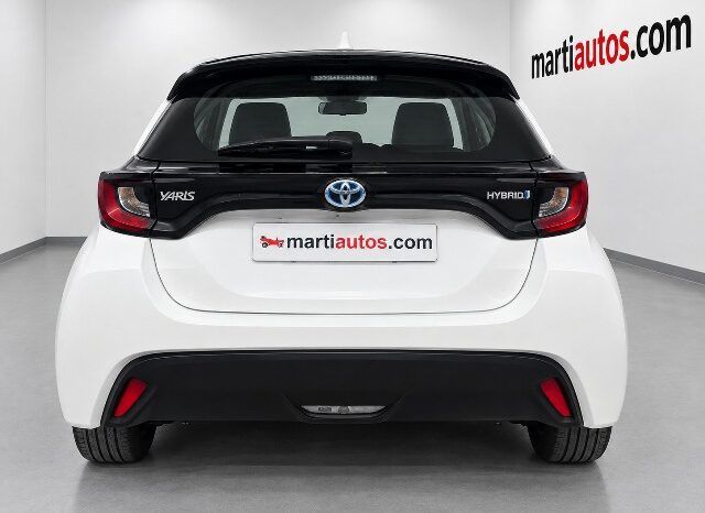 TOYOTA YARIS BUSINESS 1.5 120H HYBRID AÑO 2022 lleno