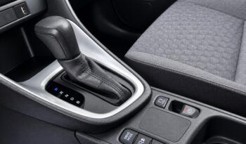 TOYOTA YARIS BUSINESS 1.5 120H HYBRID AÑO 2022 lleno