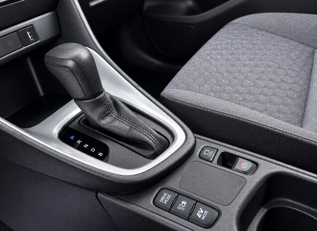 TOYOTA YARIS BUSINESS 1.5 120H HYBRID AÑO 2022 lleno