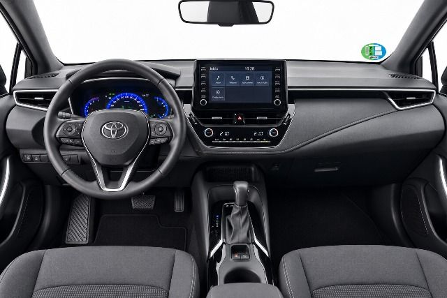 TOYOTA COROLLA ACTIVE TECH 125H HYBRID AÑO 2022 lleno